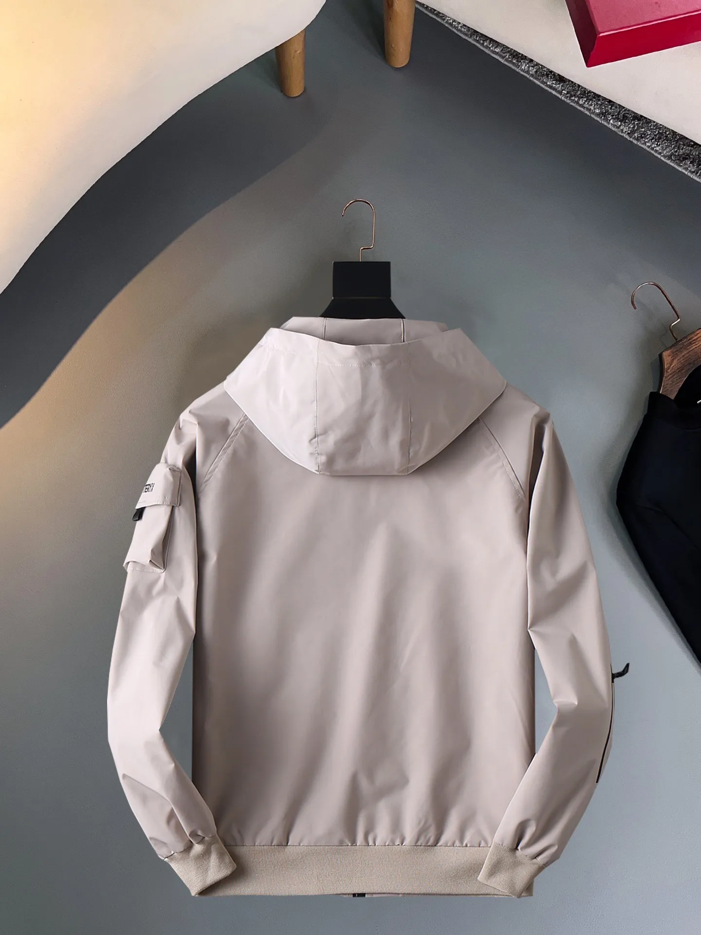 Same Style， ， 2026 New Arrival ， Original Premium Breathable ， ， ， Quality。 ， Sizes：M～3XL